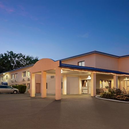 The Cayuga Inn At The Finger Lakes Auburn Exteriér fotografie